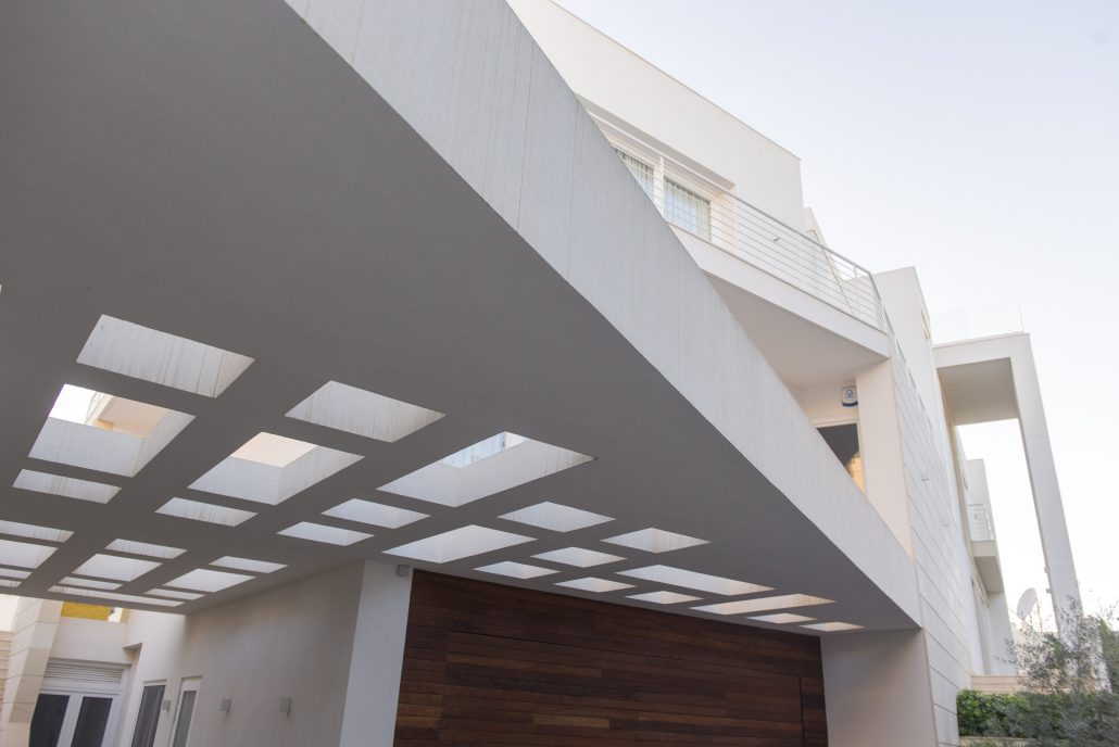 Living level interior