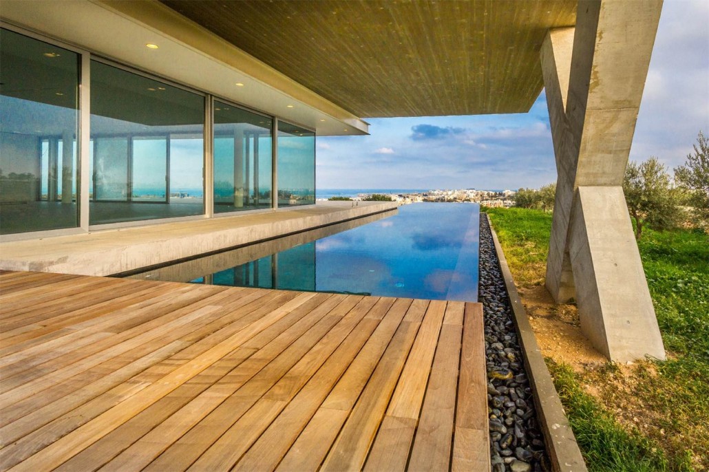 Villa X-House